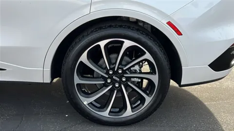 More photos of 2026 Lincoln Nautilus Black Label at Fiesta Ford, Inc., CA