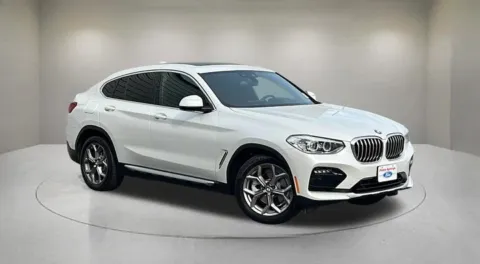 White 2021 BMW X4 xDrive30i for sale in Indio, CA