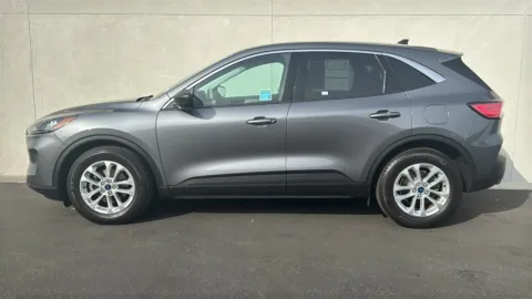More photos of 2022 Ford Escape SE at Fiesta Ford, Inc., CA