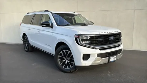 White 2025 Ford Expedition Max Platinum for sale in Indio, CA