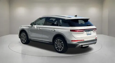 More photos of 2022 Lincoln Corsair Standard at Fiesta Ford, Inc., CA