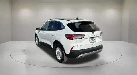 More photos of 2022 Ford Escape Hybrid SE at Fiesta Ford, Inc., CA