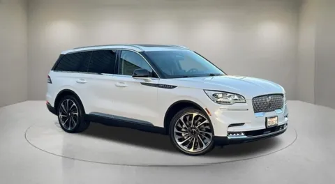 White 2024 Lincoln Aviator Reserve for sale in Indio, CA