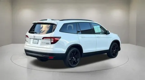 More photos of 2022 Honda Pilot Black Edition at Fiesta Ford, Inc., CA