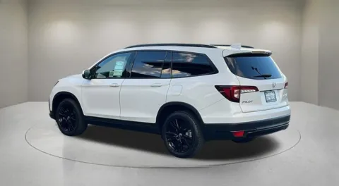 More photos of 2022 Honda Pilot Black Edition at Fiesta Ford, Inc., CA