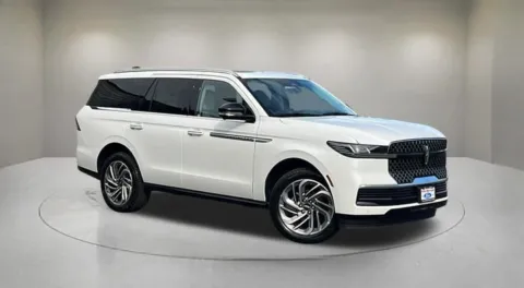 White 2026 Lincoln Navigator Reserve for sale in Indio, CA