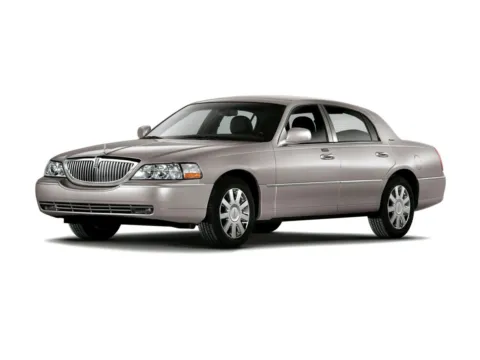 White 2009 Lincoln Town Car Signature for sale in Indio, CA