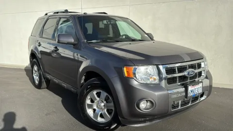 Gray 2010 Ford Escape Limited for sale in Indio, CA