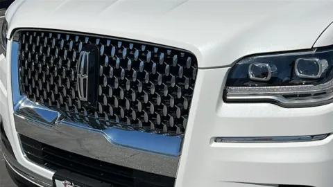 More photos of 2022 Lincoln Navigator L Black Label at Fiesta Ford, Inc., CA