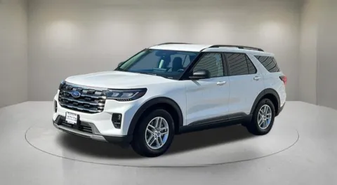 Photos of 2026 Ford Explorer Active for sale in Indio, CA at Fiesta Ford, Inc.