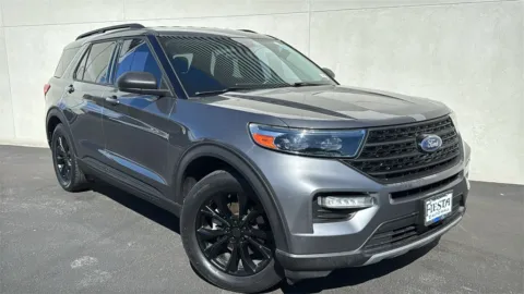 Gray 2021 Ford Explorer XLT for sale in Indio, CA