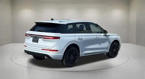 More photos of 2025 Lincoln Corsair Reserve at Fiesta Ford, Inc., CA