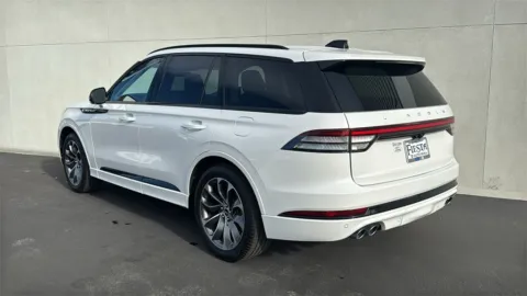 More photos of 2025 Lincoln Aviator Premiere at Fiesta Ford, Inc., CA