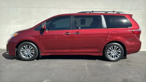 More photos of 2020 Toyota Sienna XLE at Fiesta Ford, Inc., CA