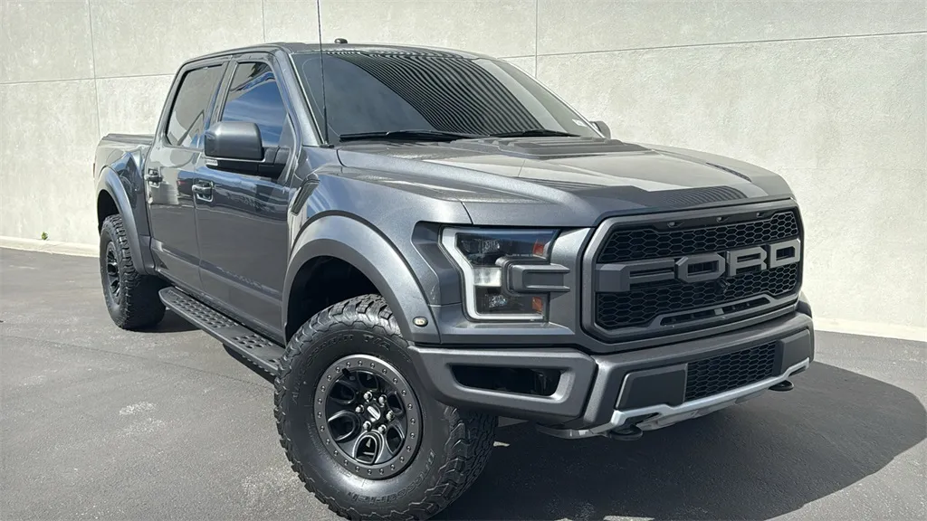 Gray 2017 Ford F-150 Raptor for sale in Indio, CA