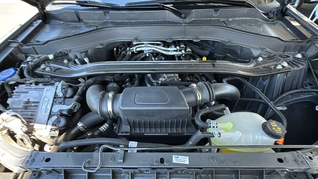 Ford Explorer photo 17