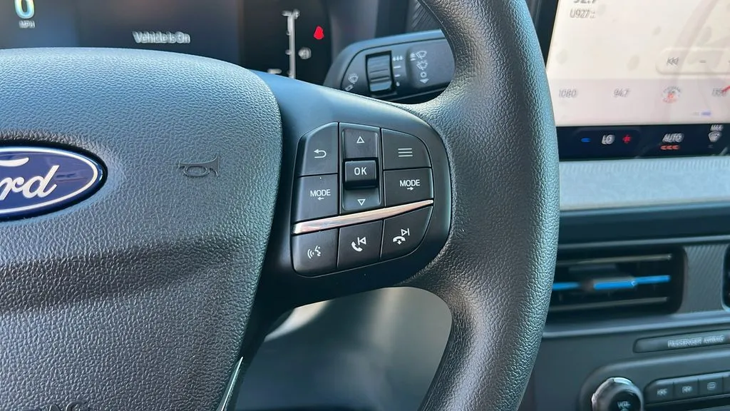 Ford Maverick photo 17