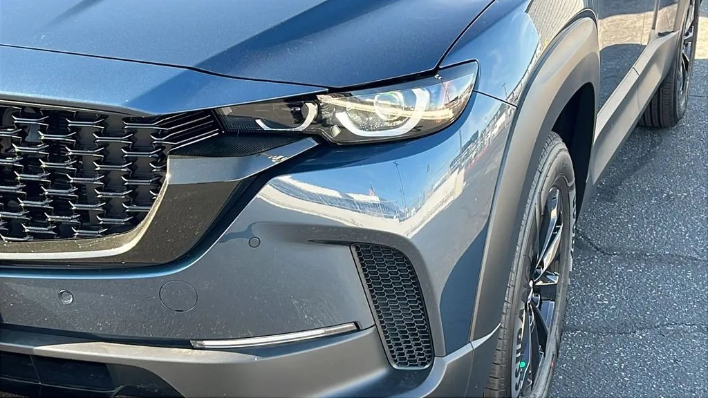 Mazda CX-50 photo 3