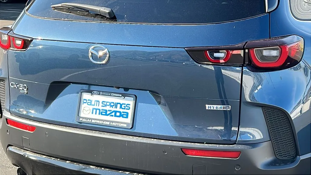 Mazda CX-50 photo 8