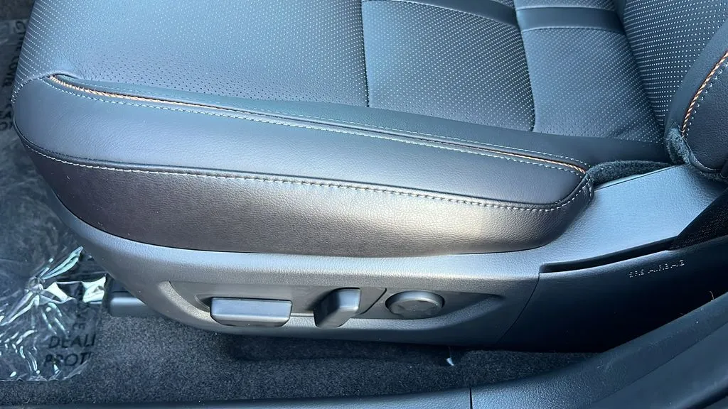 Mazda CX-50 photo 18