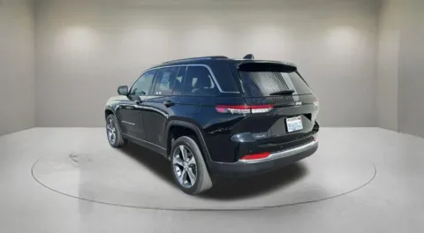 More photos of 2023 Jeep Grand Cherokee Limited at Fiesta Ford, Inc., CA