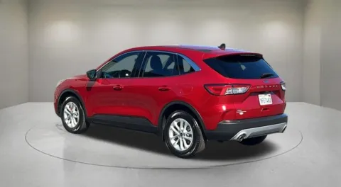 More photos of 2022 Ford Escape SE at Fiesta Ford, Inc., CA