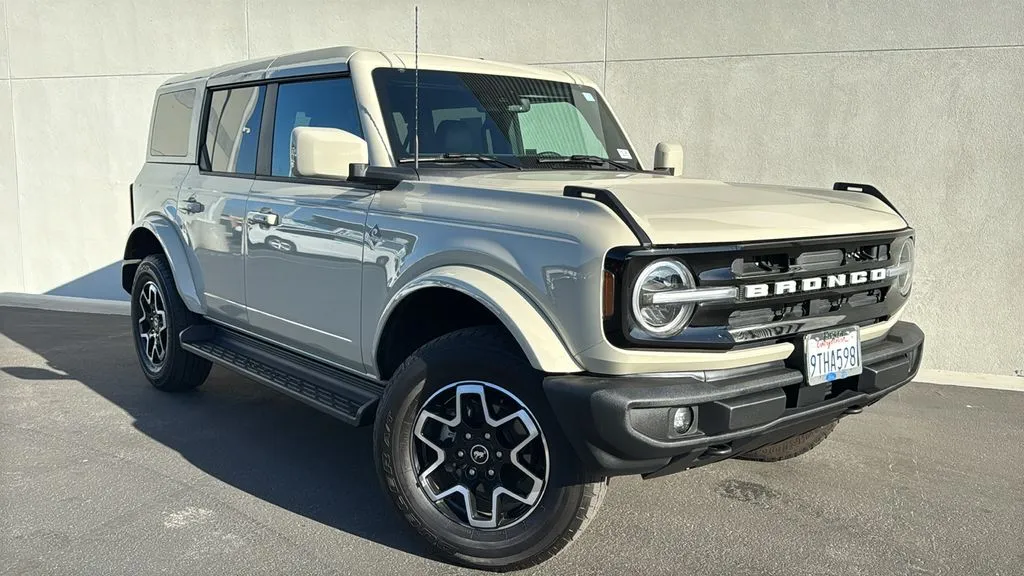 Brown 2025 Ford Bronco Outer Banks for sale in Indio, CA
