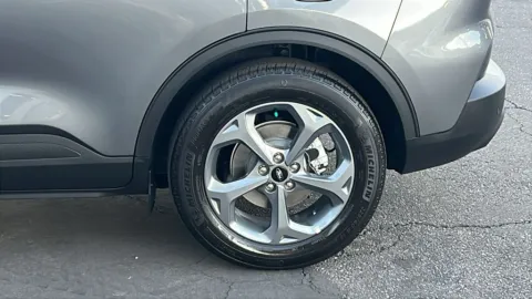 More photos of 2025 Ford Escape Hybrid ST-Line at Fiesta Ford, Inc., CA