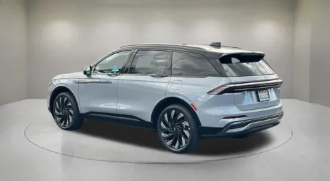 More photos of 2026 Lincoln Nautilus Reserve at Fiesta Ford, Inc., CA