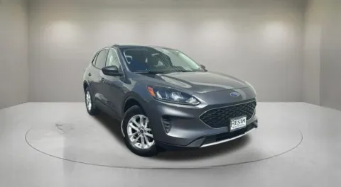 Gray 2022 Ford Escape SE for sale in Indio, CA