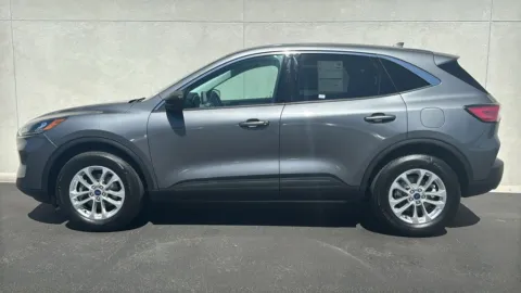 More photos of 2022 Ford Escape SE at Fiesta Ford, Inc., CA