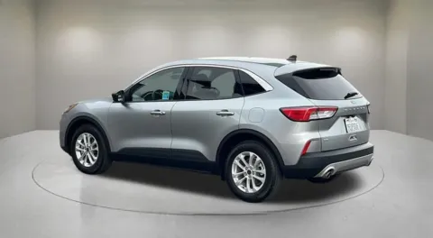 More photos of 2022 Ford Escape SE at Fiesta Ford, Inc., CA
