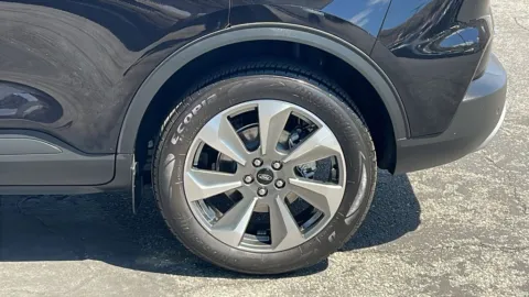 More photos of 2025 Ford Escape Platinum at Fiesta Ford, Inc., CA
