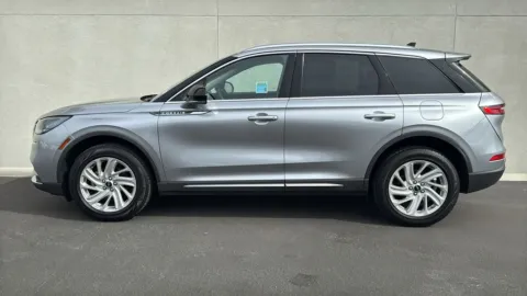 More photos of 2022 Lincoln Corsair Standard at Fiesta Ford, Inc., CA