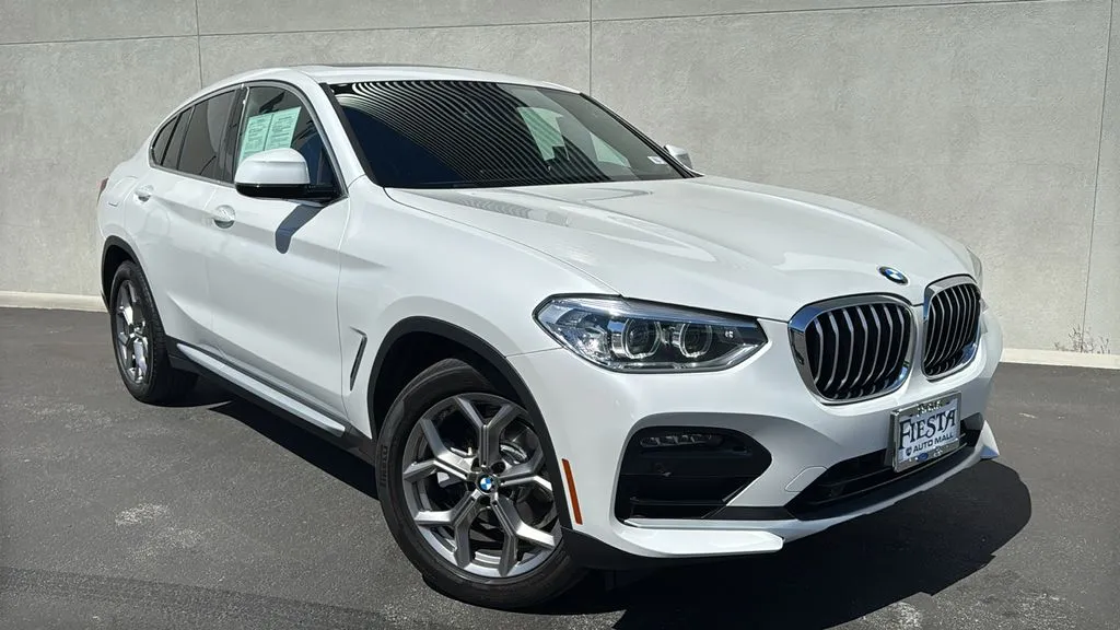 White 2021 BMW X4 xDrive30i for sale in Indio, CA