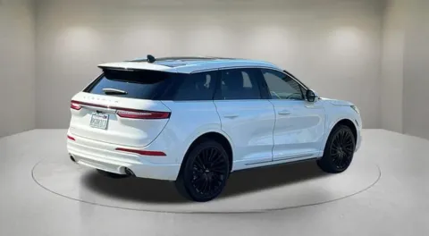 More photos of 2022 Lincoln Corsair Reserve at Fiesta Ford, Inc., CA