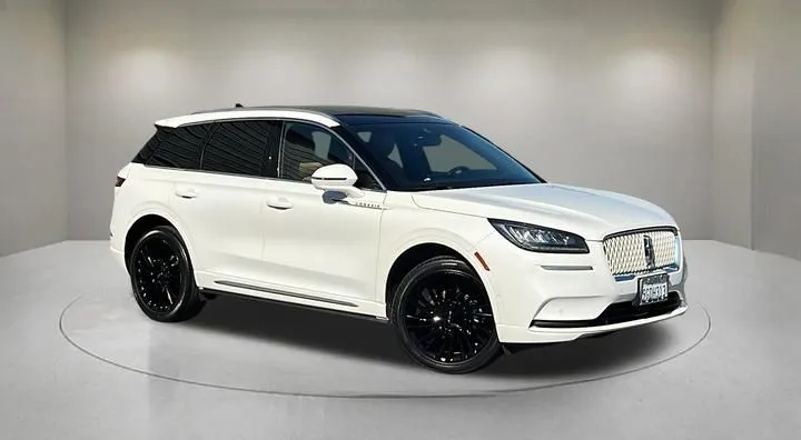 White 2022 Lincoln Corsair Reserve for sale in Indio, CA