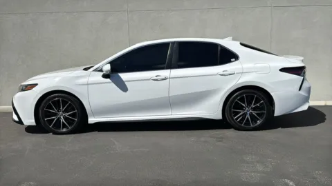 More photos of 2021 Toyota Camry SE at Fiesta Ford, Inc., CA