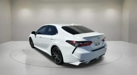 More photos of 2021 Toyota Camry SE at Fiesta Ford, Inc., CA