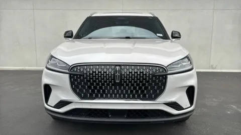 Photos of 2025 Lincoln Aviator Reserve for sale in Indio, CA at Fiesta Ford, Inc.