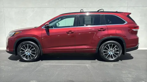 More photos of 2017 Toyota Highlander XLE at Fiesta Ford, Inc., CA