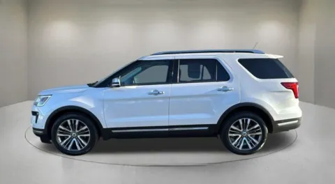 More photos of 2019 Ford Explorer Platinum at Fiesta Ford, Inc., CA