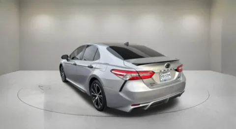 More photos of 2020 Toyota Camry SE at Fiesta Ford, Inc., CA