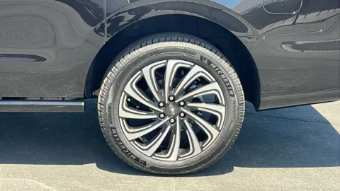More photos of 2026 Lincoln Navigator L Black Label at Fiesta Ford, Inc., CA