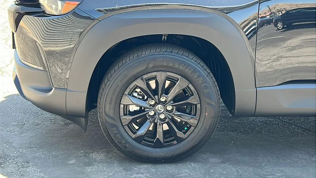 Mazda CX-50 photo 8