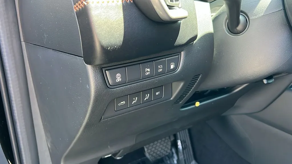 Mazda CX-50 photo 14
