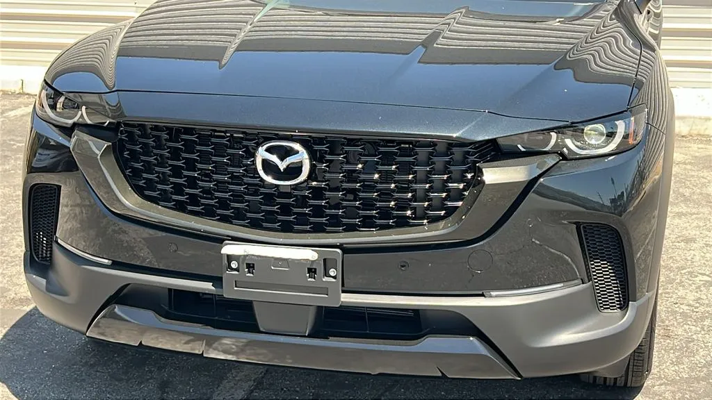 Mazda CX-50 photo 3