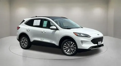 White 2022 Ford Escape Titanium for sale in Indio, CA