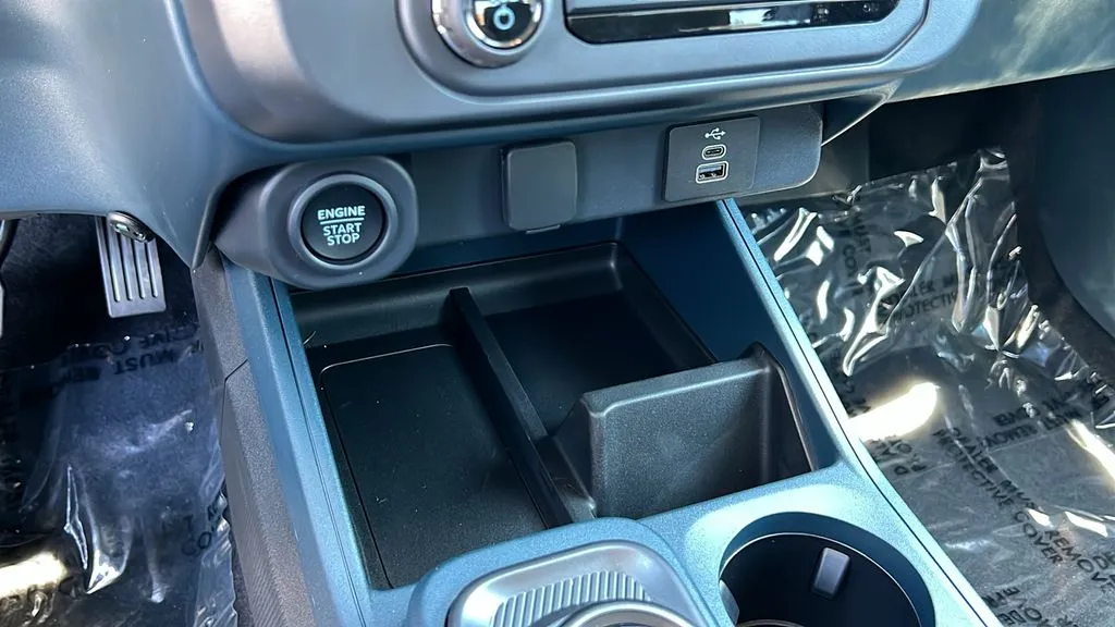 Ford Maverick photo 18
