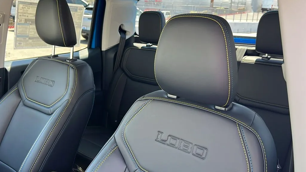 Ford Maverick photo 15